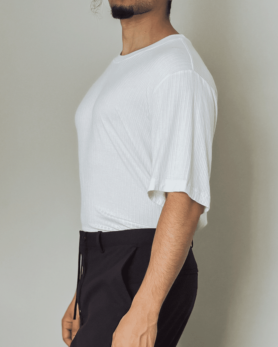 Polera Oversize Blanca Formal Cuello Redondo