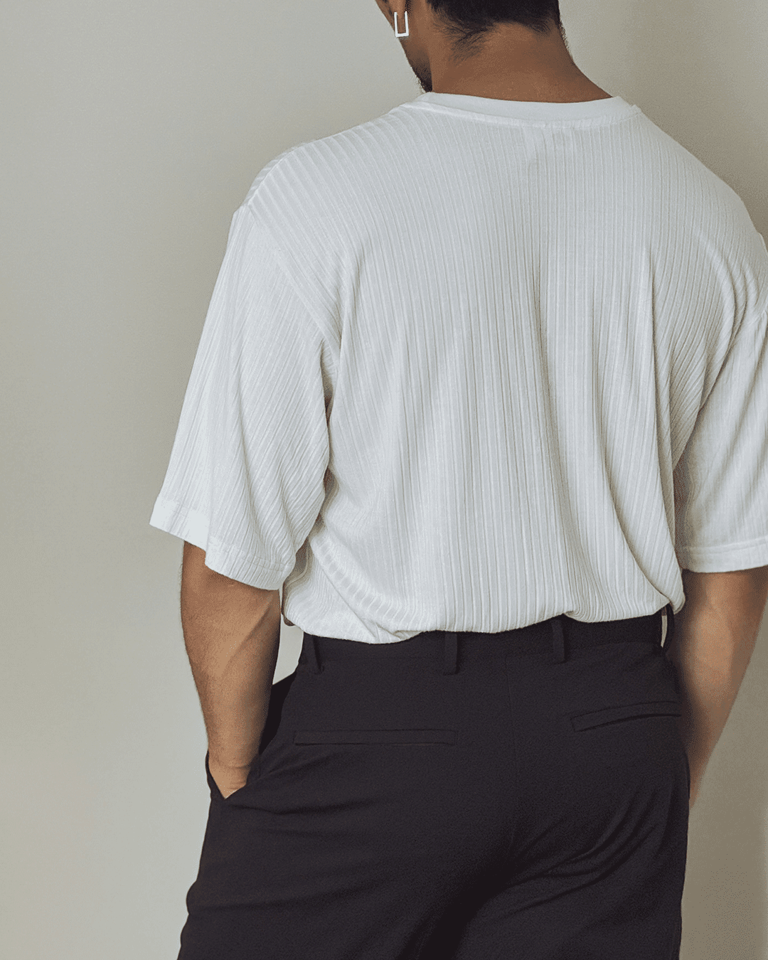 Polera Oversize Blanca Formal Cuello Redondo