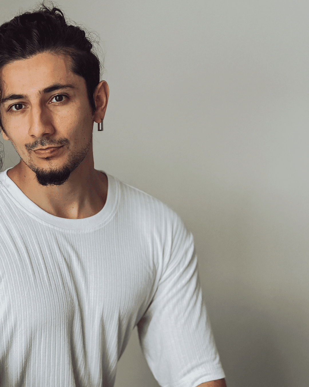 Polera Oversize Blanca Formal Cuello Redondo